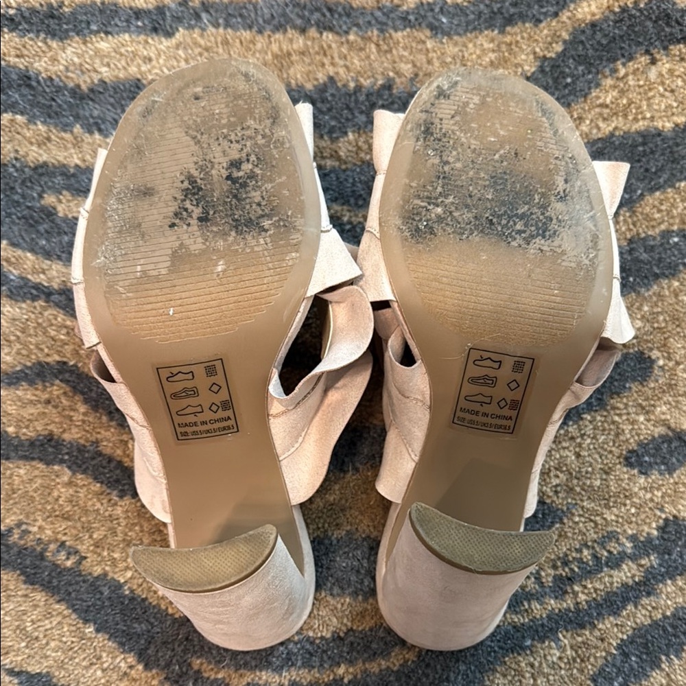 Qupid Ruffled Beige Mules - Picture 5 of 6